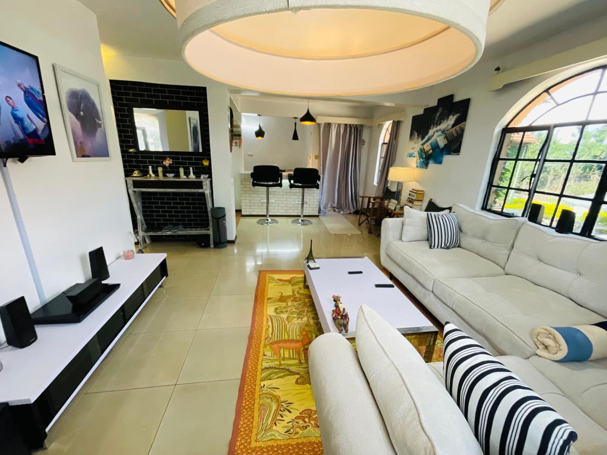 Modern Luxe Apartment with King Bed in Karen Nairobi Exterior foto